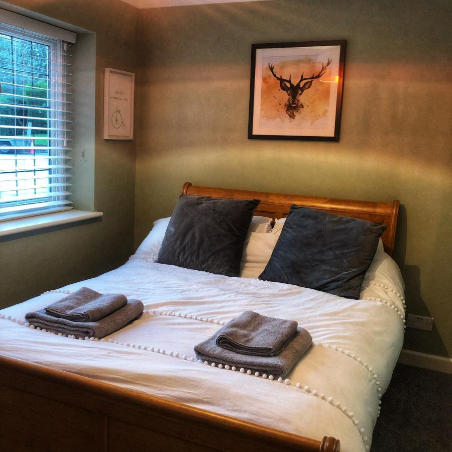 The Rose Cottage Wisborough Green Extérieur photo