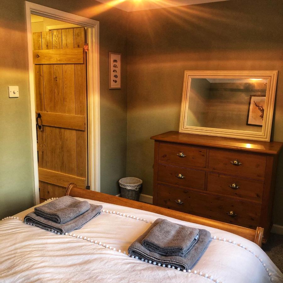 The Rose Cottage Wisborough Green Extérieur photo